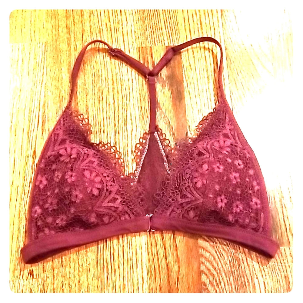 Lace Bralette VS